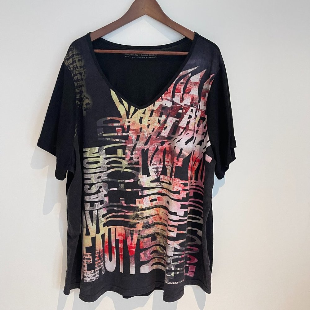Penningtons Women Black W/Colored Writing Short Sleeve Pullover Top Size 5X